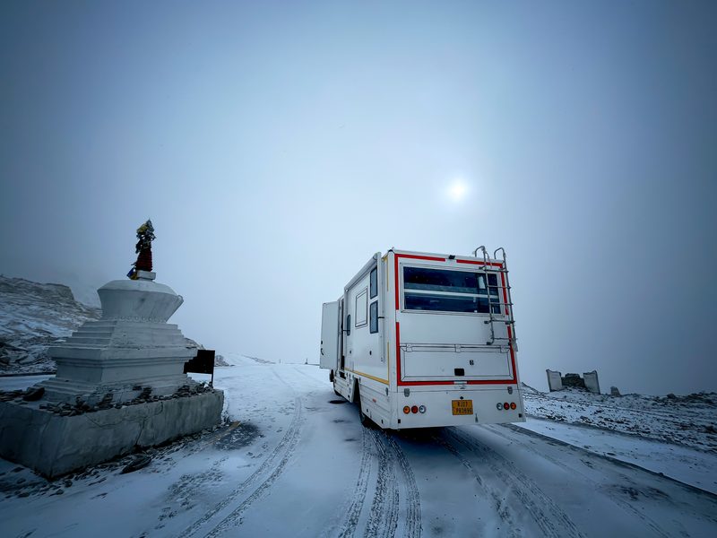 Pilgrimage journey by caravan across India